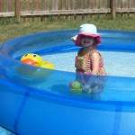 copil piscina apa (http://2.bp.blogspot.com)