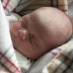 nou nascut bebelus (www.healthcareadvices.com)