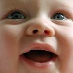 zambet bebelus (http://video-baby-monitor.com)