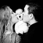 tatal familie bebelus (http://whentimestoodstillphotography.files.wordpress.com)