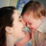 mama cu copil (www.mormonwomen.com)