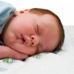 bebelus care doarme (www.webmastergrade.com)