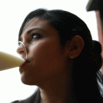 gravida care bea lapte (http://4.bp.blogspot.com)