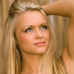 femeie (www.beauty.onemagazine.ro)