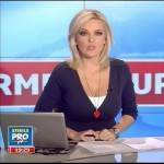 oana andoni (http://i256.photobucket.com)