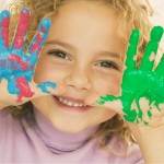 copil care deseneaza (www.trendymums.com)