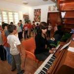 lectii-de-pian-la-gradinita-Childrens-Academy