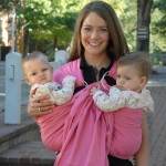 copii tinuti in sling (www.mommygear.com)