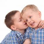 copii care vorbesc (http://4.bp.blogspot.com)