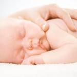 bebelus care doarme